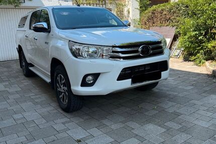 Toyota Hilux 115.000 km 31.500 &euro; Bad Tölz 83646