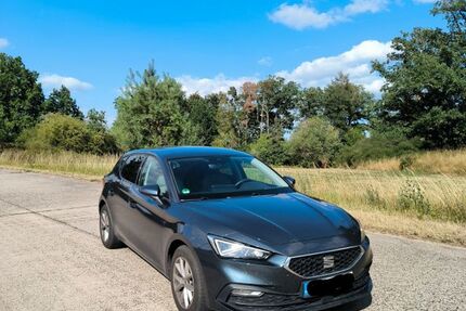 Seat Leon 64.811 km 17.499 &euro; Bad Windsheim 91438