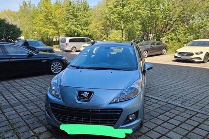 Peugeot 207 167.558 km 3.450 &euro; München 81543