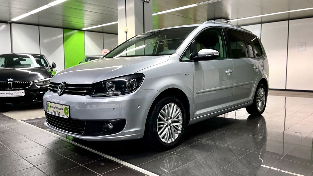 VW Touran 159.000 km 10.790 &euro; Kassel 34125