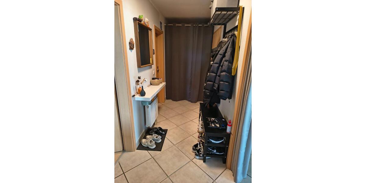 Etagenwohnung Niederkassel - 3 Zimmer, 77 m&sup2;, 1.013&euro; | Angebot:26413013