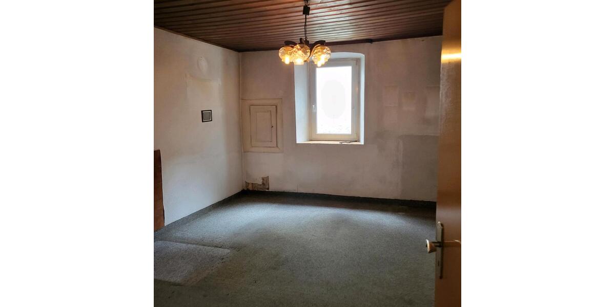 Bauernhaus, Landhaus Marnheim - 4 Zimmer, 155 m&sup2;, 230.000&euro; | Angebot:26271930