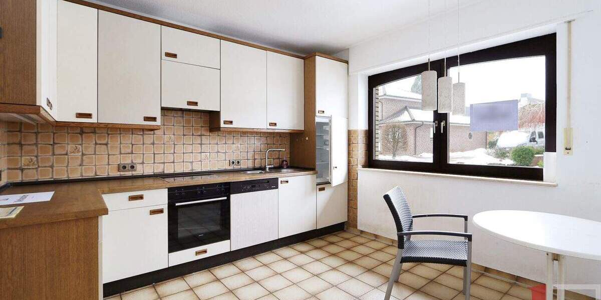 Einfamilienhaus Lohne (Oldenburg) Kroge - 9 Zimmer, 204 m&sup2;, 415.000&euro; | Angebot:25820191