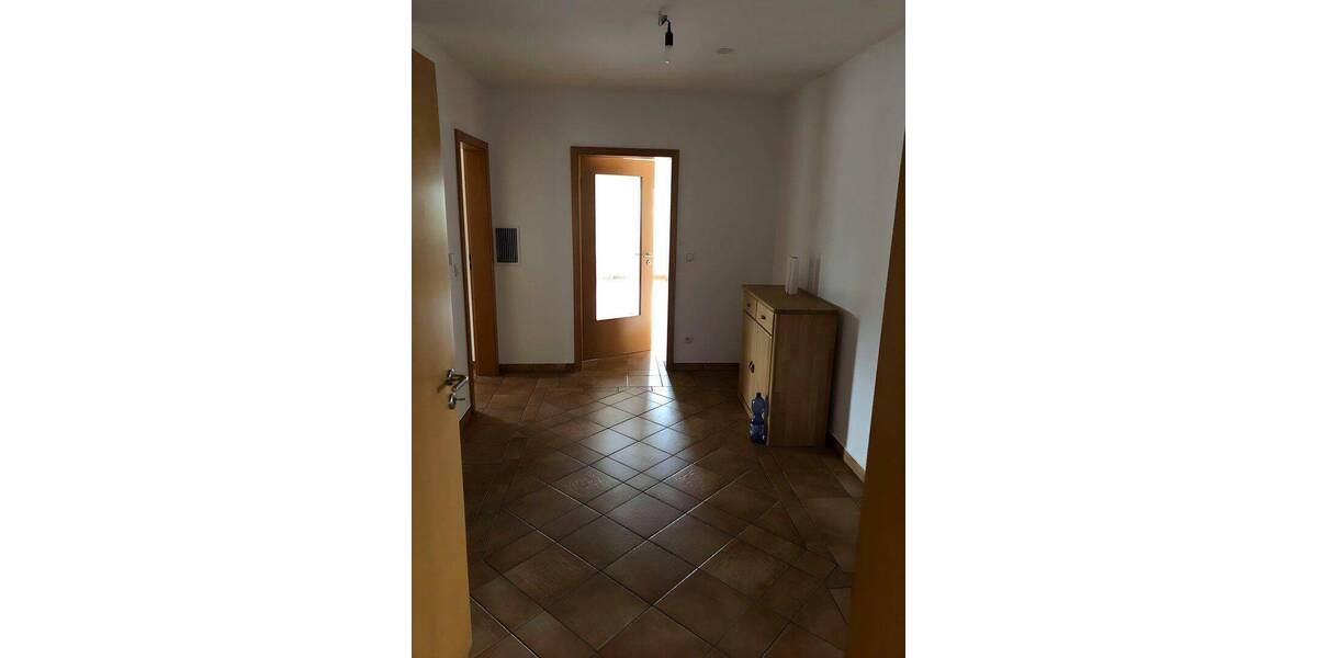 Etagenwohnung Pohlheim Grüningen - 5 Zimmer, 135 m&sup2;, 1.380&euro; | Angebot:26866311