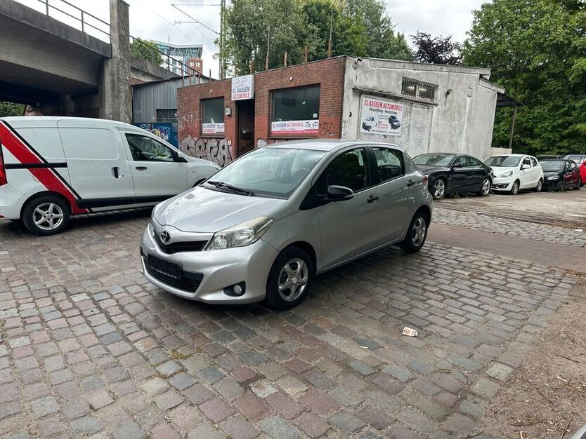 Yaris