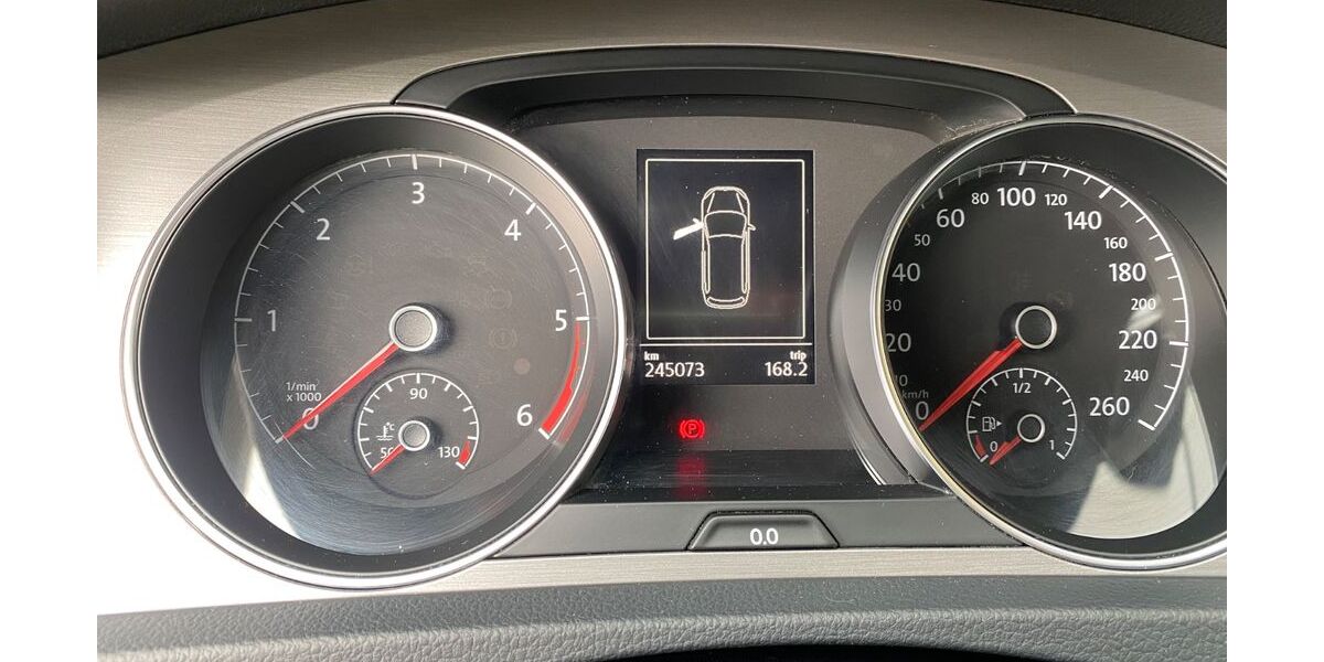 VW Golf 245.100 km 7.300 &euro; Künzell 36093
