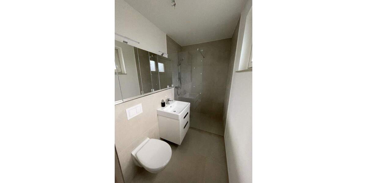 Modernisiertes Mittelreihenhaus in begehrter Lage (reserviert) 4 zimmer