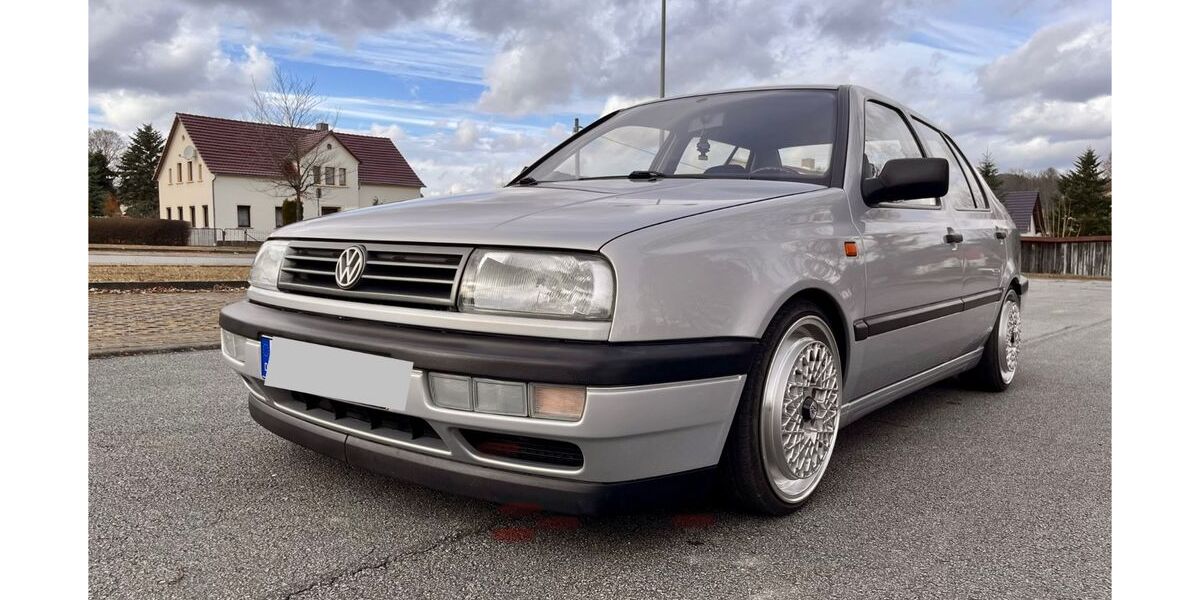 VW Vento 93.000 km 6.500 &euro; Löbau 02708