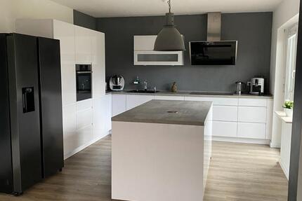 Haus Hanstedt - 5 Zimmer, 134 m&sup2;, 1.700&euro; | Angebot:25452582