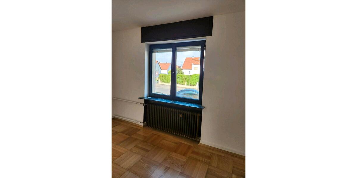 Erdgeschoßwohnung Friedberg (Hessen) - 3 Zimmer, 75 m&sup2;, 1.280&euro; | Angebot:26357460