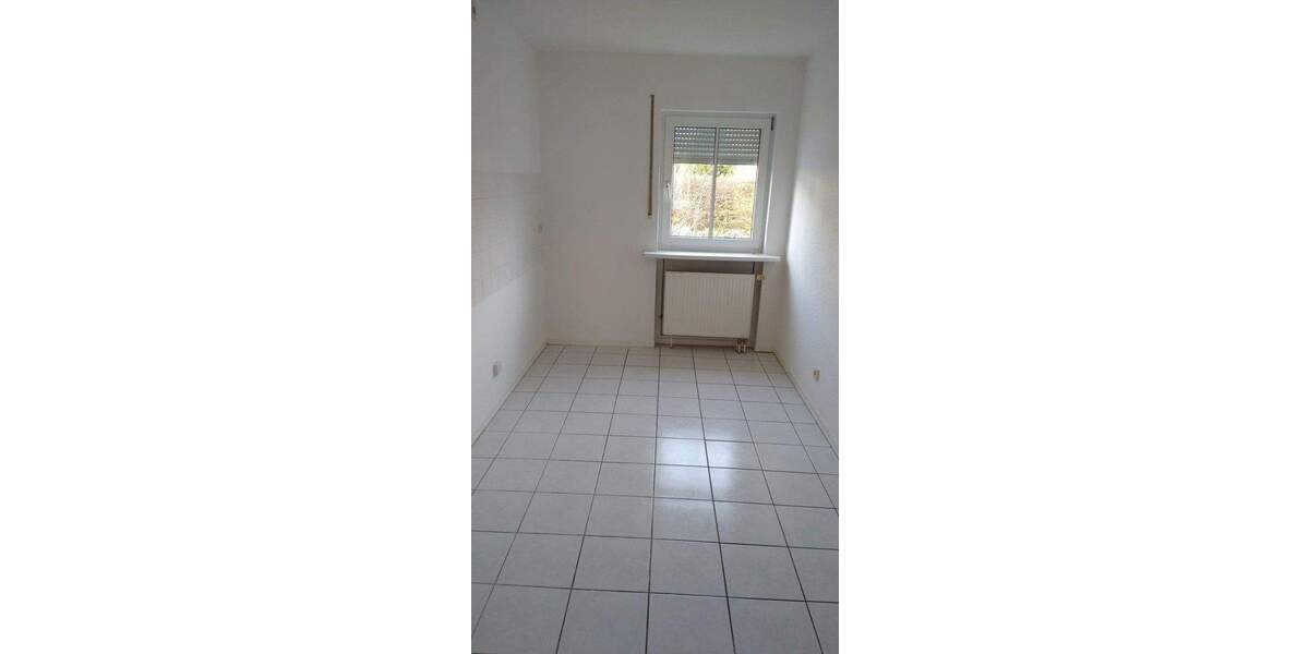 Reihenmittelhaus Merseburg - 4 Zimmer, 121 m&sup2;, 278.000&euro; | Angebot:25879472