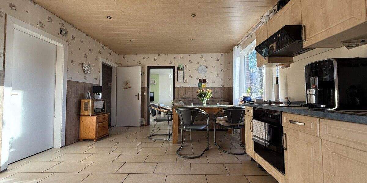Einfamilienhaus Varel / Büppel Büppel - 5 Zimmer, 93 m&sup2;, 239.000&euro; | Angebot:25399280