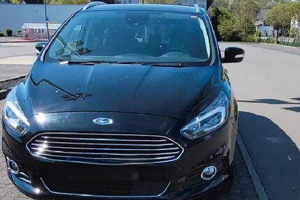 Ford S-Max 73.500 km 18.300 &euro; Engelskirchen 51766