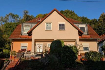 Doppelhaushälfte am Stadtrand von Hildburghausen - familienfreundlich Wohnen im Grünen 5 zimmer