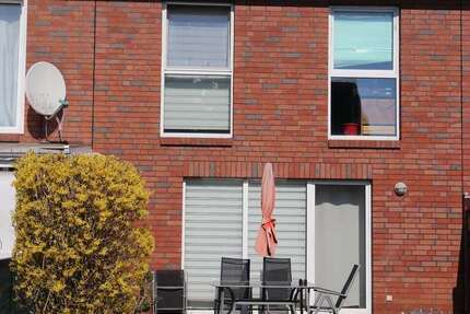 Haus zum Kaufen in Rotenburg (Wümme) 319.000 € 114 m² 5 zimmer