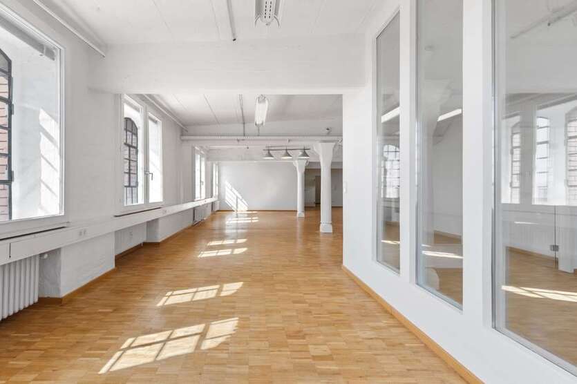 Büro in Karlsruhe 4.950 € 538 m²