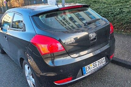 Kia ceed / Ceed 118.000 km 4.200 &euro; Schwelm 58332