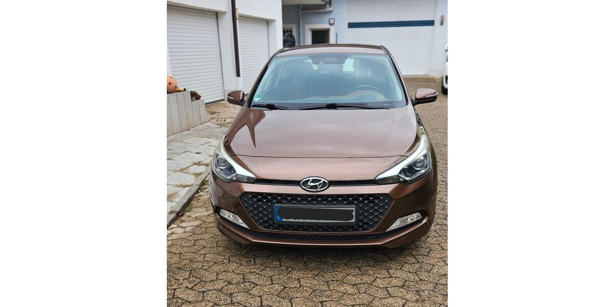Hyundai i20 115.102 km 7.400 &euro; Schutterwald 77746