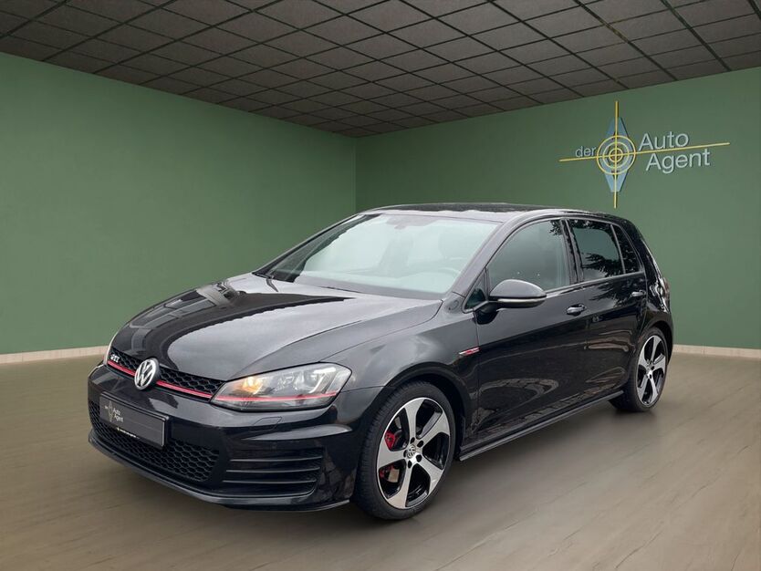 VW Golf 101.800 km 17.350 € Sonneberg 96515