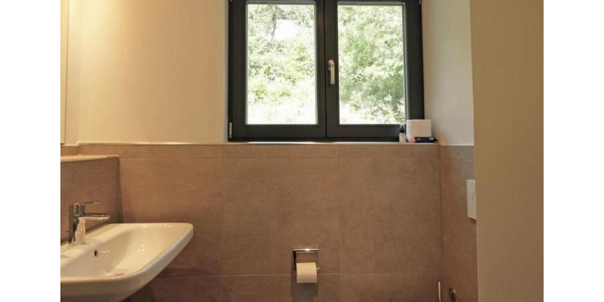 Doppelhaushälfte mit Einliegerwohnung in Heidelberg -Ziegelhausen 6 zimmer