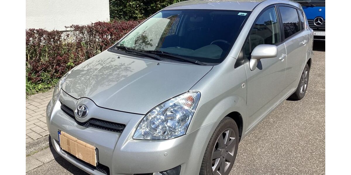 Toyota Corolla Verso 129.500 km 6.200 &euro; Landau 76829