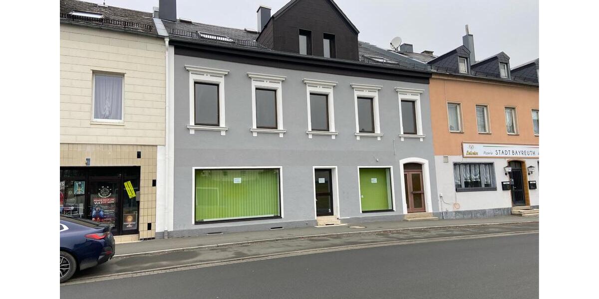 Verkauf RMH 2-Familien- Wohnhaus mit Gewerbe-Etage in Münchberg 20 zimmer