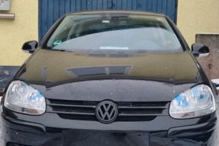 VW Golf 156.000 km 3.950 &euro; Münsingen 72525
