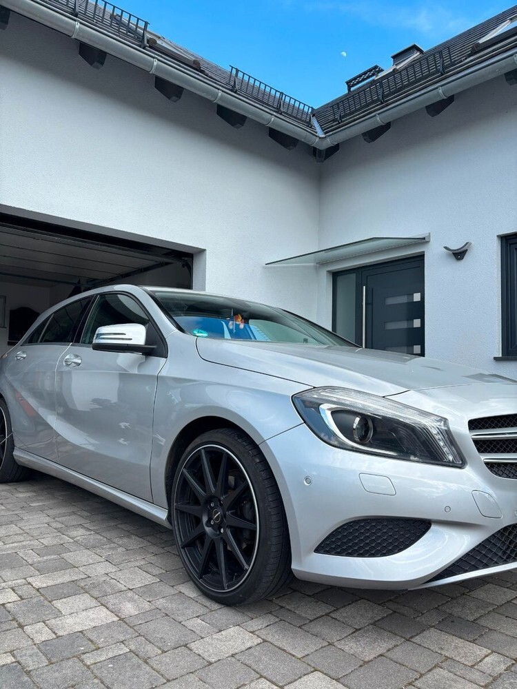 Mercedes-Benz A 180 201.547 km 9.900 € Bucha 07751