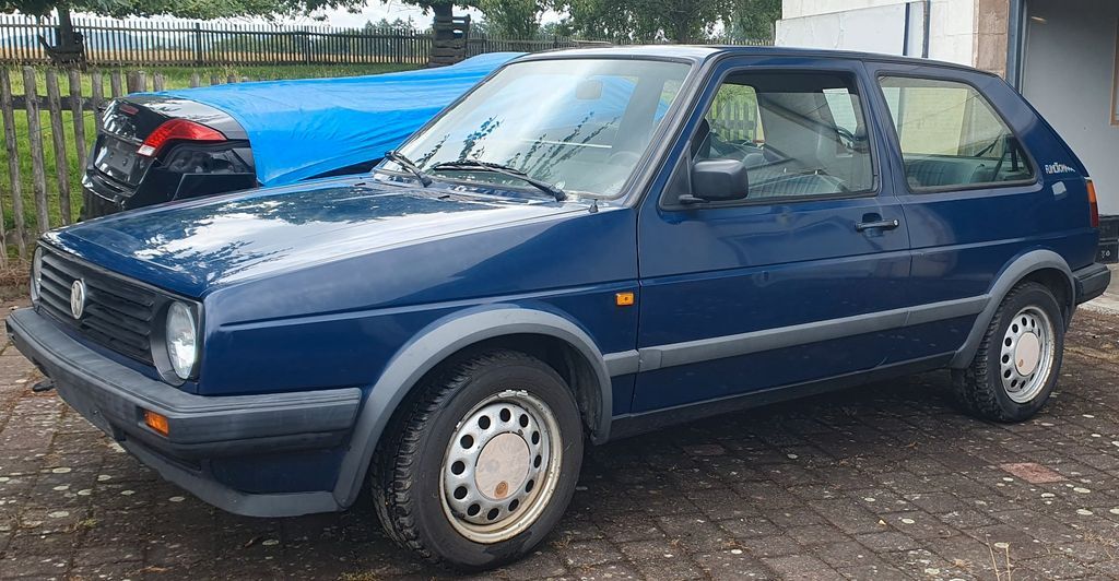 VW Golf 110.000 km 2.999 € Balve 58802