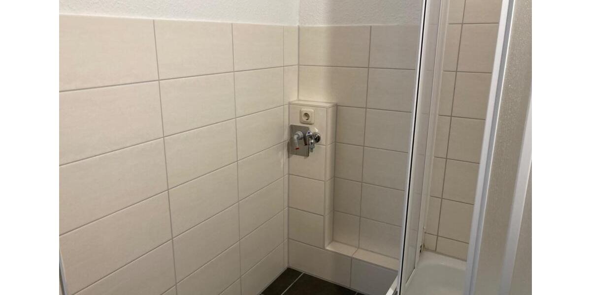 Etagenwohnung Rostock Evershagen - 1 Zimmer, 37 m&sup2;, 330&euro; | Angebot:25420466