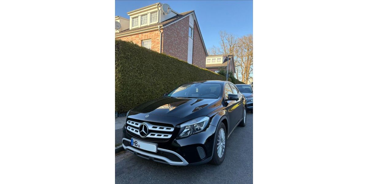 Mercedes-Benz GLA 180 171.000 km 12.000 &euro; Bremen 28325