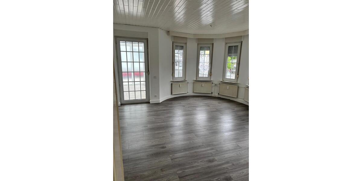 Etagenwohnung Warstein - 3 Zimmer, 124 m&sup2;, 1.100&euro; | Angebot:26648877
