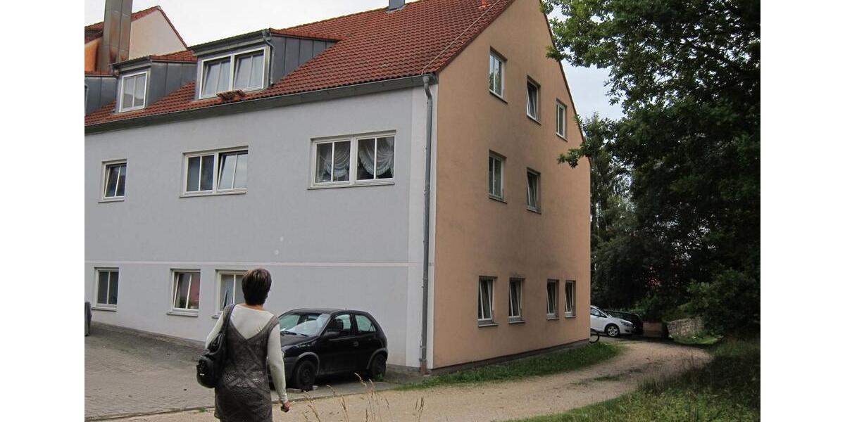 Dachgeschoßwohnung Emskirchen - 2.5 Zimmer, 50 m&sup2;, 125.000&euro; | Angebot:26913904
