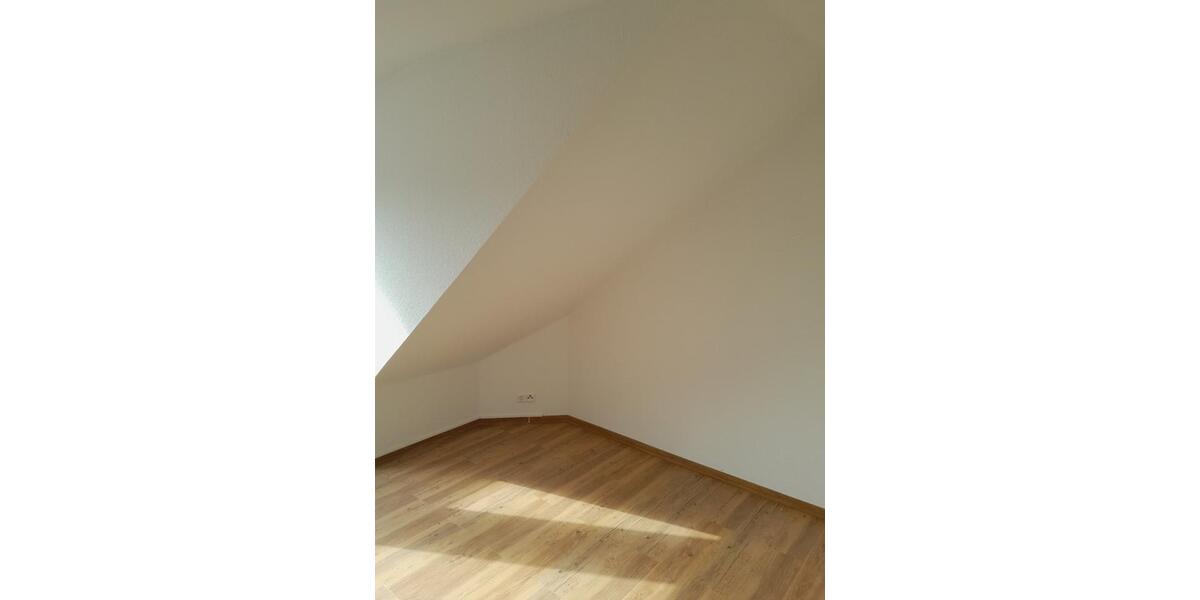 Dachgeschoßwohnung Asendorf - 3 Zimmer, 100 m&sup2;, 650&euro; | Angebot:26248428