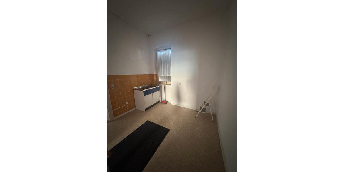 Erdgeschoßwohnung Ludwigshafen am Rhein - 2 Zimmer, 50 m&sup2;, 850&euro; | Angebot:26398560