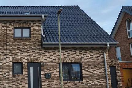 Haus Weeze - 4 Zimmer, 138 m&sup2;, 1.575&euro; | Angebot:24996915