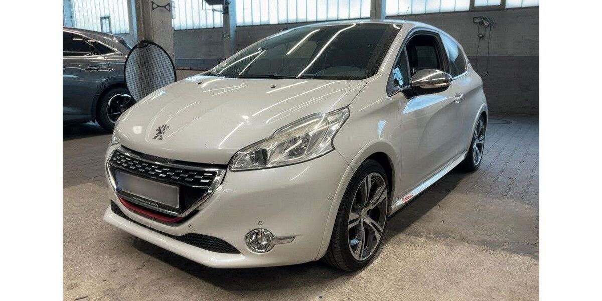 Peugeot 208 123.436 km 3.500 &euro; Kaiserslautern 67655