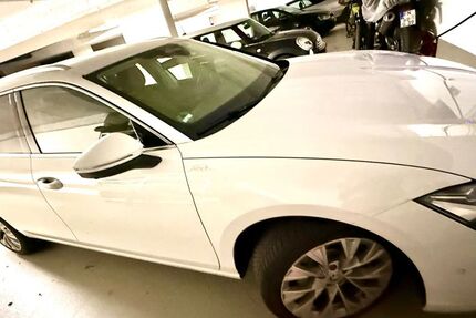 Skoda Superb 29.000 km 36.999 &euro; Tettnang 88069