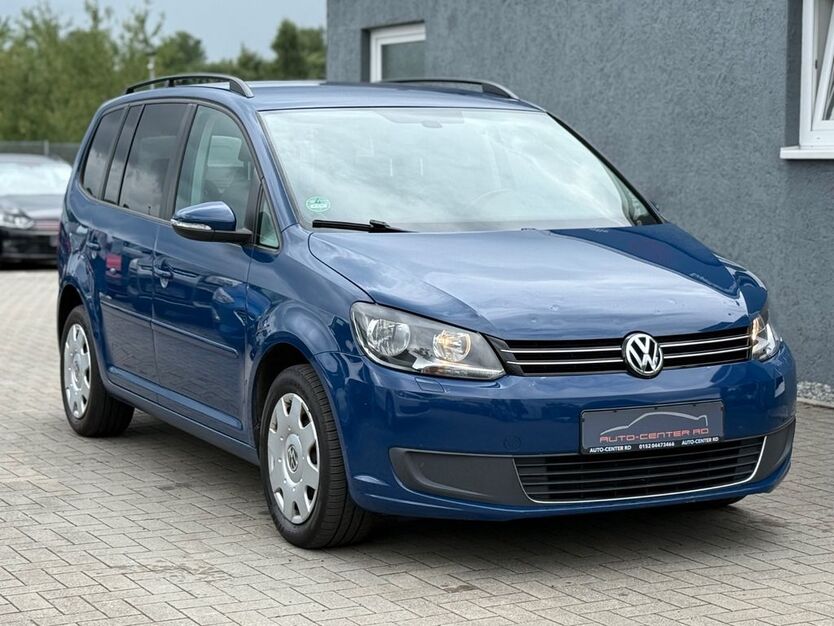 VW Touran 246.000 km 4.999 € Rendsburg 24768