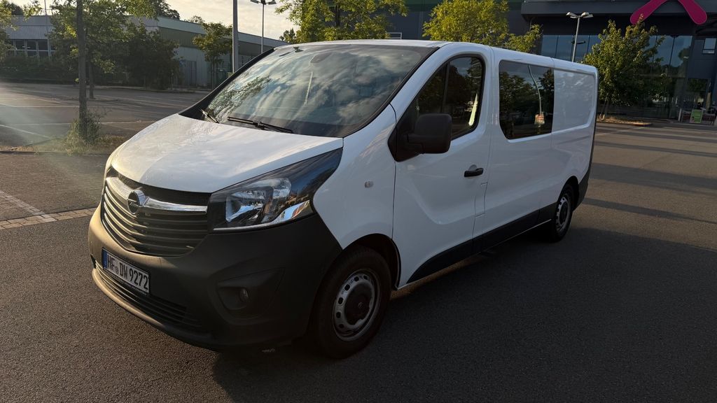 Opel Vivaro 245.302 km 9.300 &euro; Herford 32049