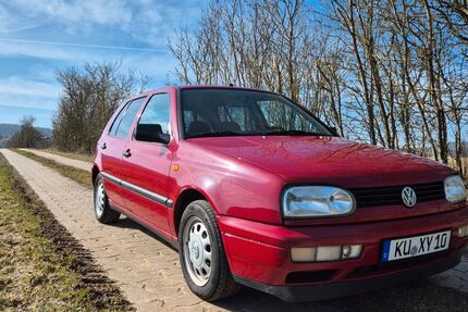 VW Golf 126.500 km 1.800 &euro; Kulmbach 95326