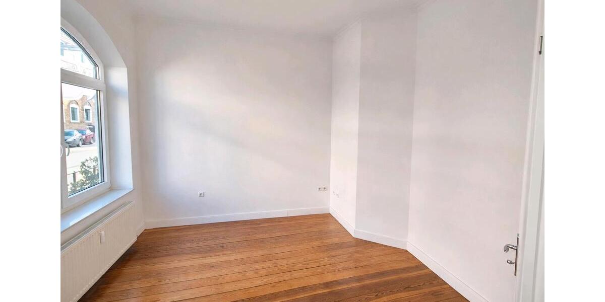 Hochparterre Neumünster - 4 Zimmer, 118 m&sup2;, 1.195&euro; | Angebot:26169851