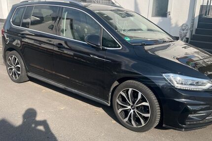 VW Touran 117.000 km 22.000 &euro; Lohfelden 34253