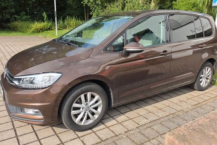 VW Touran 141.000 km 16.200 &euro; Eisenach 99817