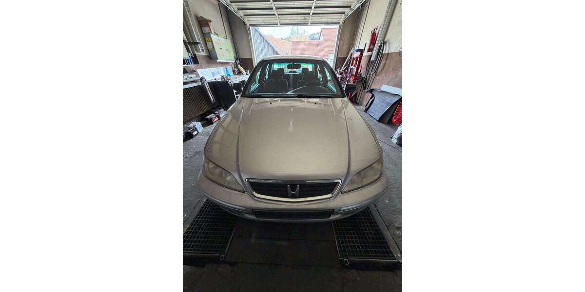 Honda Accord 245.179 km 1.100 &euro; Langenthal 92348