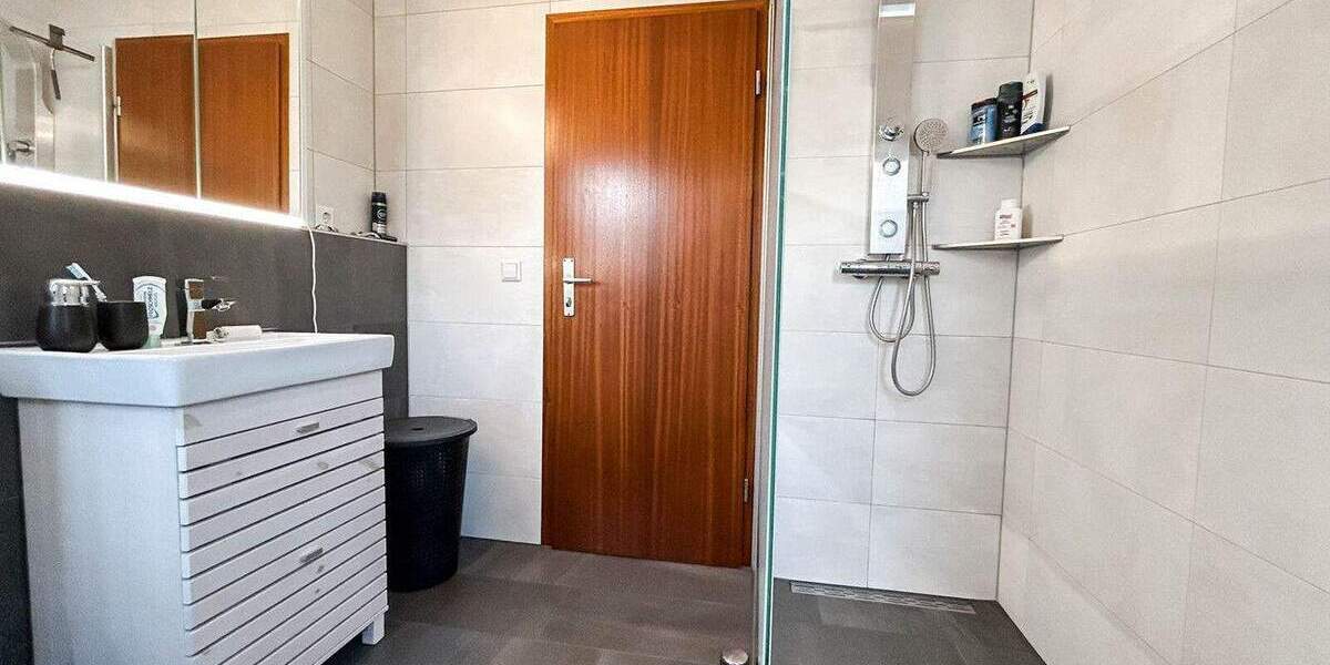 Etagenwohnung Schrozberg - 3 Zimmer, 88 m&sup2;, 160.000&euro; | Angebot:25701389