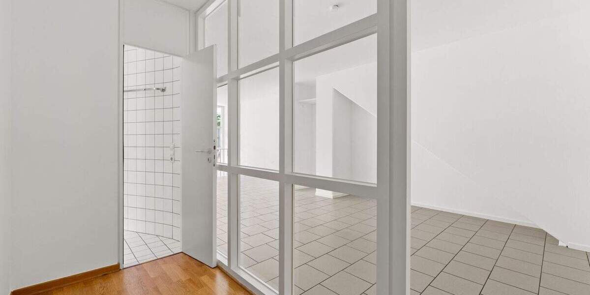 Etagenwohnung Bonn Beuel - 3 Zimmer, 100 m&sup2;, 449.000&euro; | Angebot:24822497