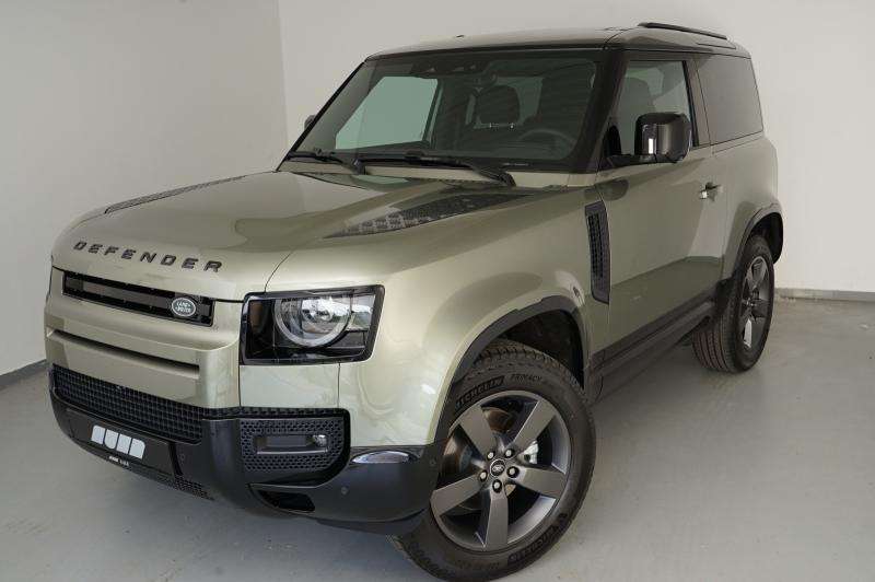 Land Rover Defender 6.900 km 81.629 &euro; Stockach 78333