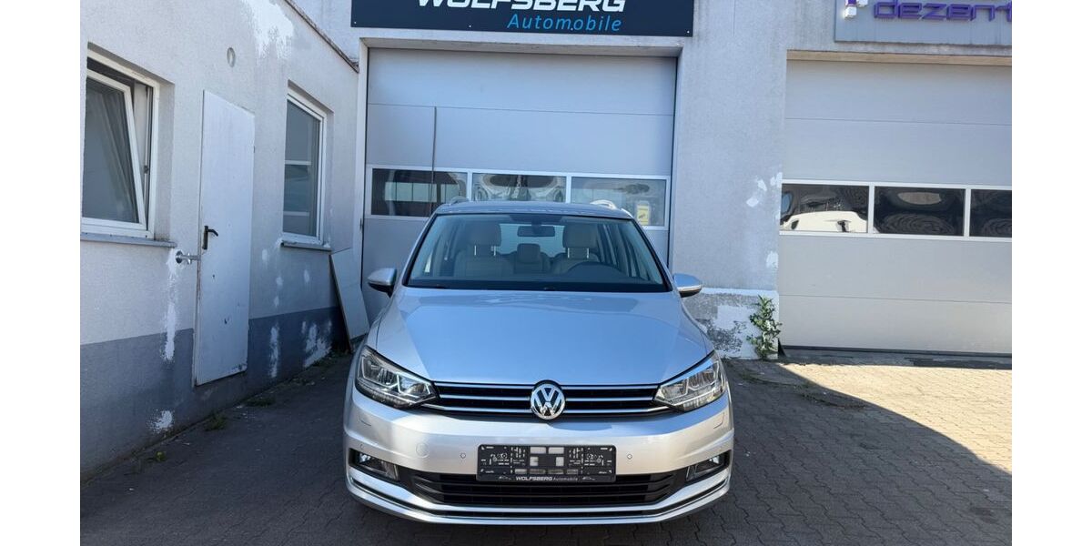 VW Touran 136.559 km 16.999 &euro; Nagold 72202