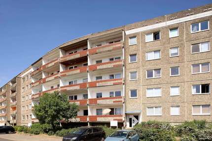 Wohnung Neubrandenburg Datzeberg - 1 Zimmer, 36 m&sup2;, 244&euro; | Angebot:26855742
